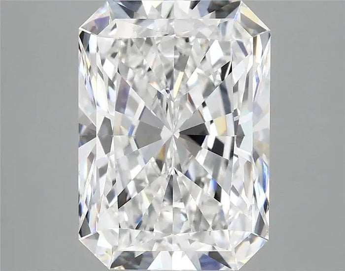 4.04 Carat · RADIANT · E · VVS2 · IGI · Excellent Cut