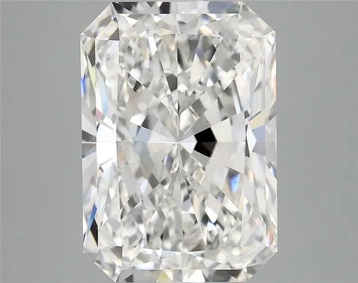 3.88 Carat · RADIANT · E · VS1 · IGI · Excellent Cut