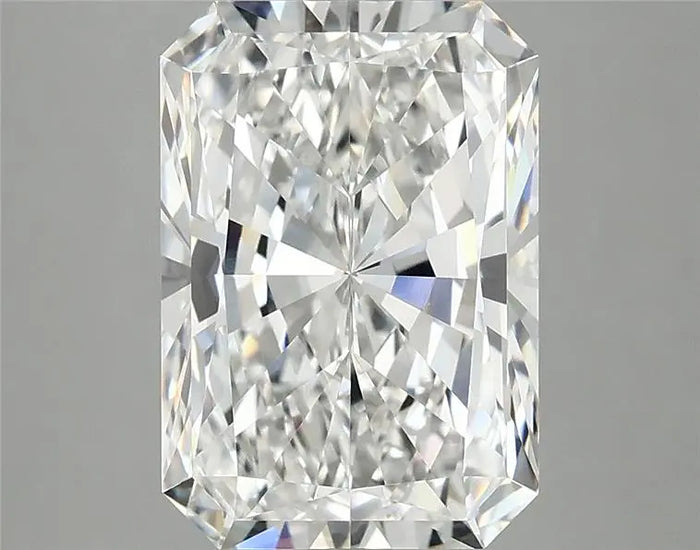 3.89 Carat · RADIANT · E · VVS2 · IGI · Excellent Cut