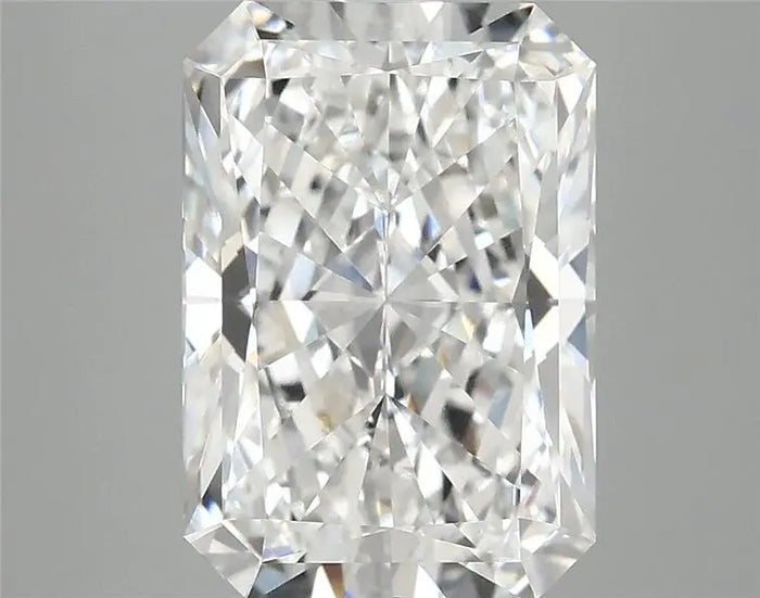 4.05 Carat · RADIANT · E · VVS2 · IGI · Excellent Cut
