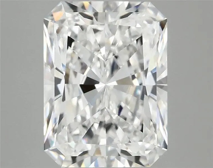 3.98 Carat · RADIANT · E · VVS2 · IGI · Excellent Cut