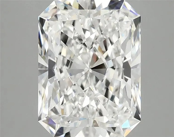 4.02 Carat · RADIANT · E · VVS2 · IGI · Excellent Cut