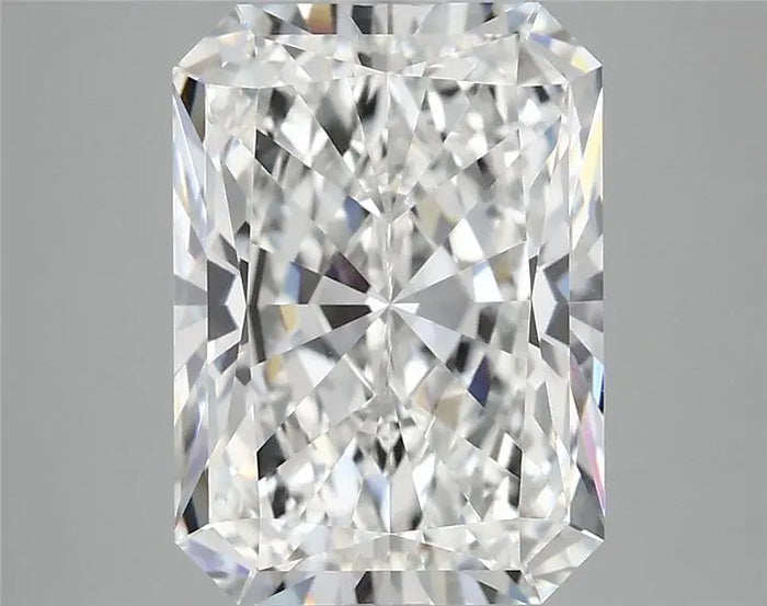 4.09 Carat · RADIANT · E · VVS2 · IGI · Excellent Cut