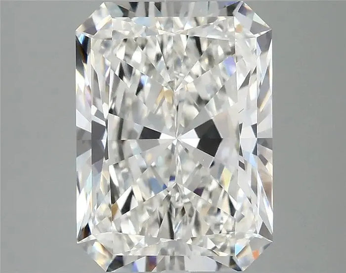 4.05 Carat · RADIANT · E · VVS2 · IGI · Excellent Cut