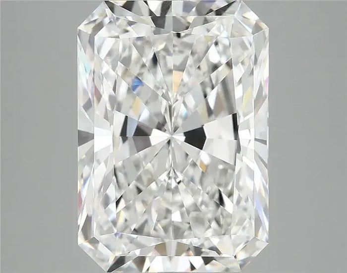 6.09 Carat · RADIANT · E · VVS2 · IGI · Excellent Cut