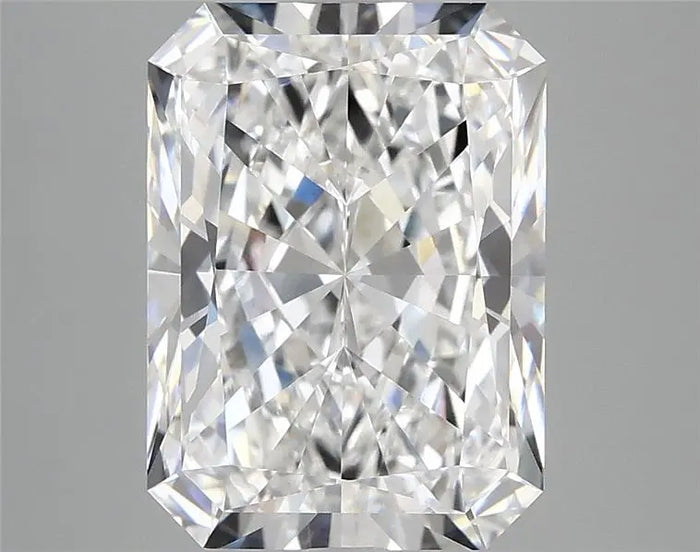 4.17 Carat · RADIANT · E · VVS2 · IGI · Excellent Cut