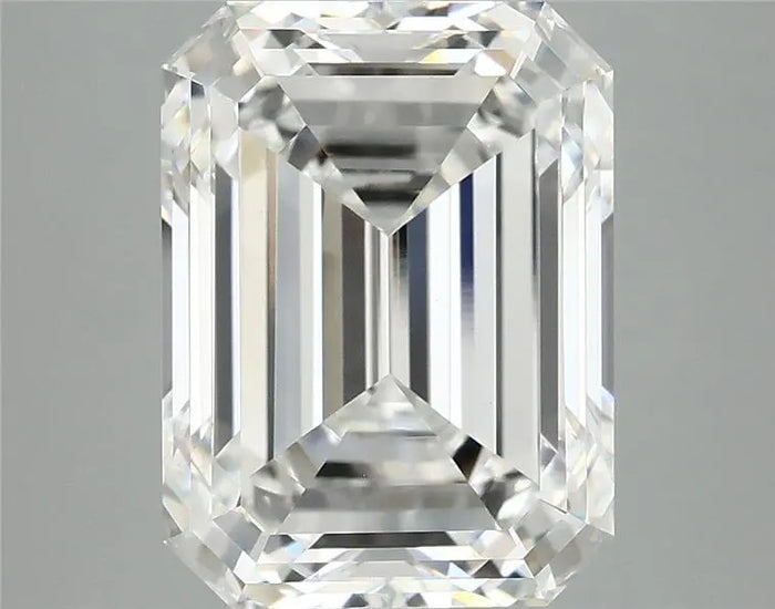 5.84 Carat · EMERALD · E · VVS2 · IGI · Excellent Cut