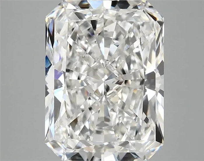 3.87 Carat · RADIANT · E · VS1 · IGI · Excellent Cut
