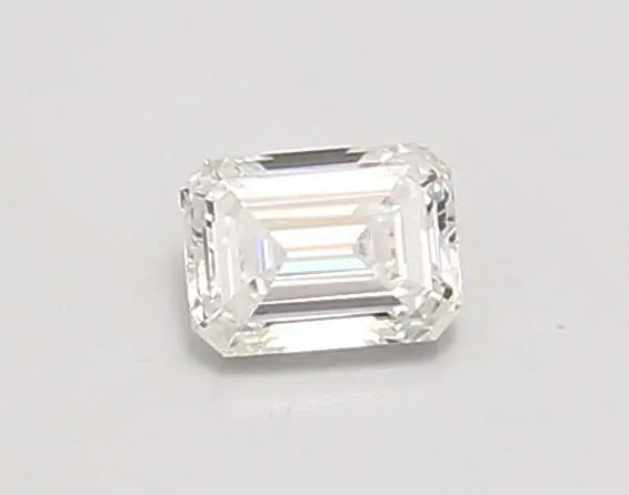 0.37 Carat · EMERALD · E · VVS2 · IGI · Very Good Cut