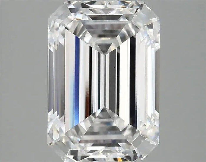 3.92 Carat · EMERALD · D · VS1 · IGI · Excellent Cut