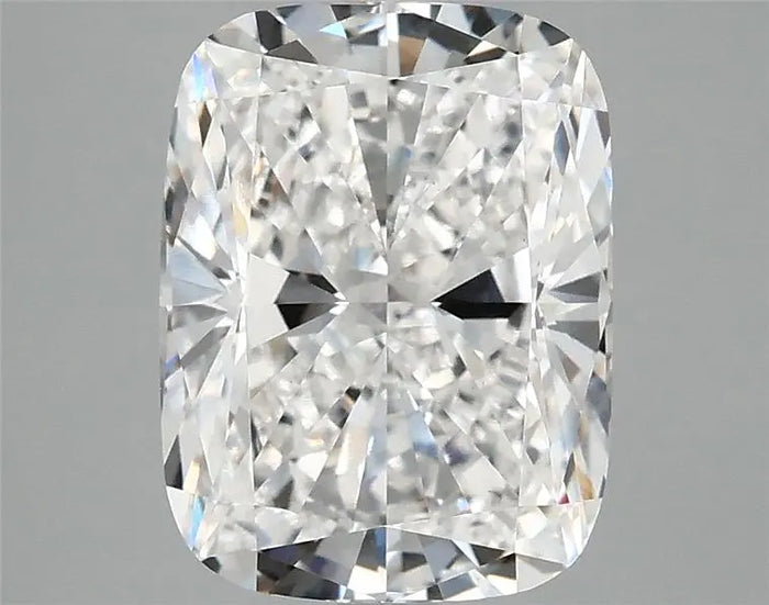 3.81 Carat · CUSHION · E · VS1 · IGI · Excellent Cut