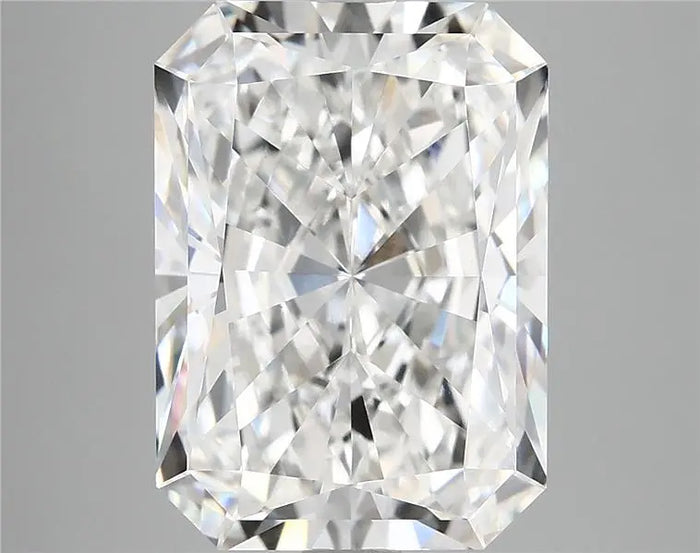 5.69 Carat · RADIANT · E · VVS2 · IGI · Excellent Cut