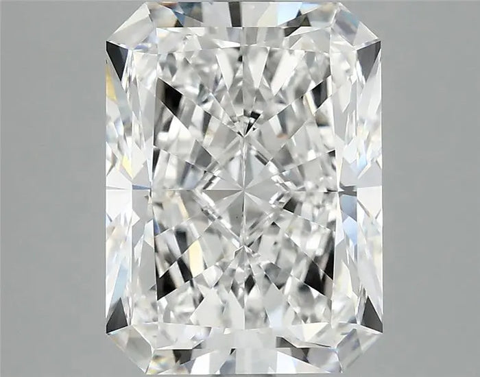 3.94 Carat · RADIANT · E · VVS2 · IGI · Excellent Cut