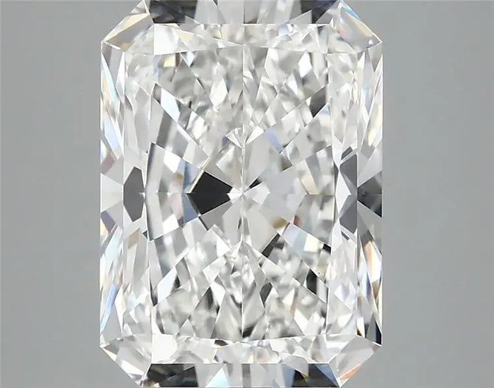 3.91 Carat · RADIANT · F · VVS2 · IGI · Excellent Cut
