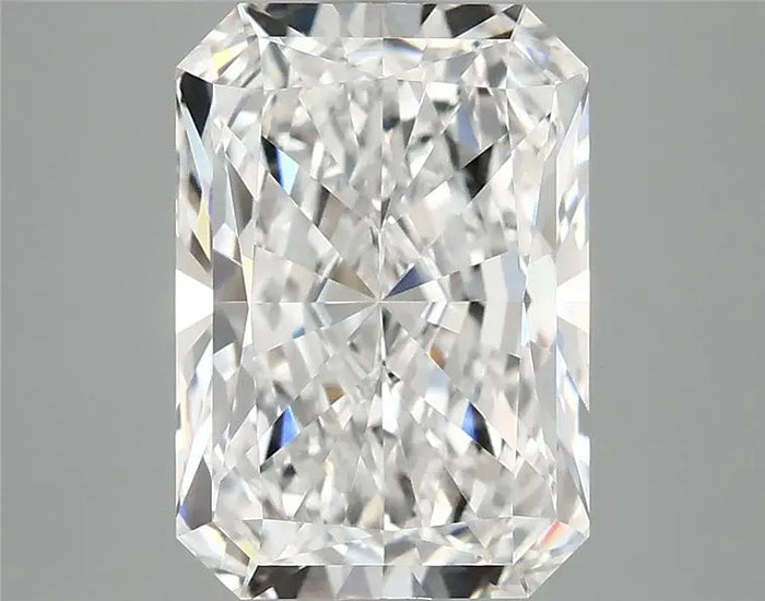 3.92 Carat · RADIANT · E · VVS2 · IGI · Excellent Cut