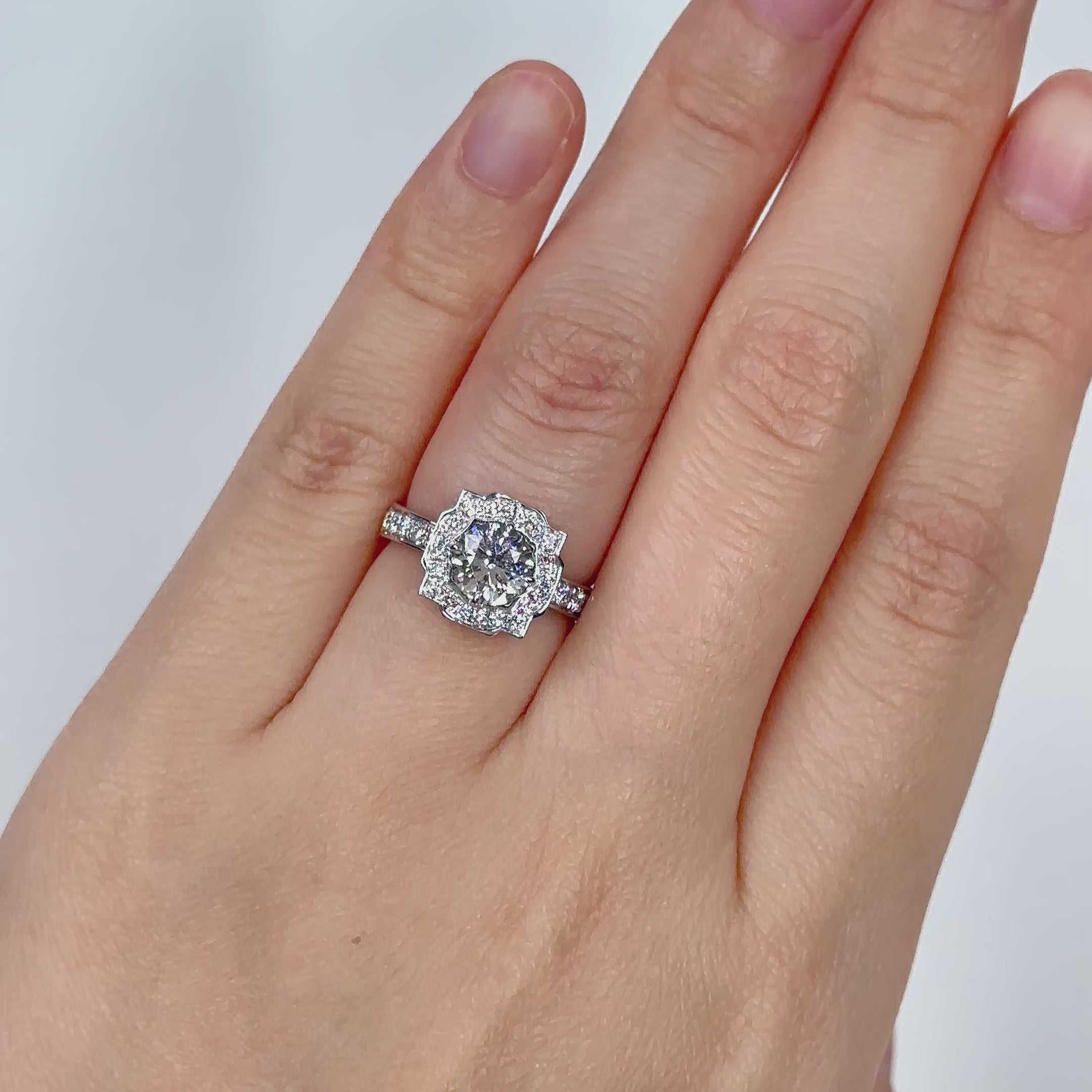 1.03ct E VVS2 Round Halo Lab Grown Diamond Engagement Ring