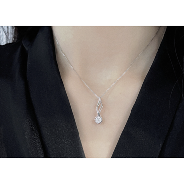 Note Diamond Solitaire Necklace - <p style="line-height: 1.3;">
Discover our enchanting Note Diamond Necklace, featuring a beautifully crafted design that captures the essence of music and harmony, accentuated by a stunning round diamond centerpiece. <br><br> Total diamond weight: 0.37 ct.  <br><br>The price shown includes the combined cost of your selected main diamond and setting.
</p > - Lab Grown Diamond Necklace - extra view